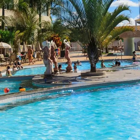 Lacqua Di Roma Com Piscina De Ondas Caldas Novas Exterior foto