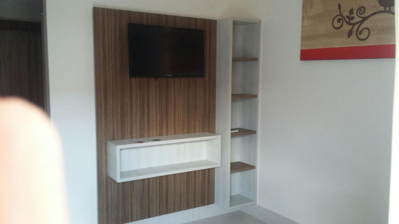 Lacqua Di Roma Com Piscina De Ondas Apartamento *