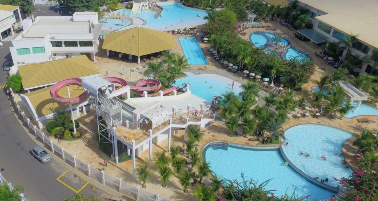 Lacqua Di Roma Com Piscina De Ondas * Caldas Novas